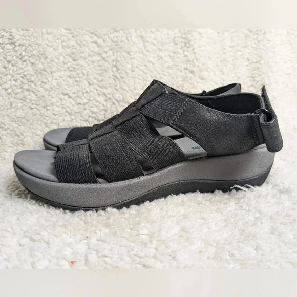 CLARKS Sandals women size 6 black and Gray super comfy! - Picture 3 of 8